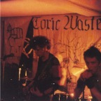 Toxic Waste at the Manhatten w: Mark singing